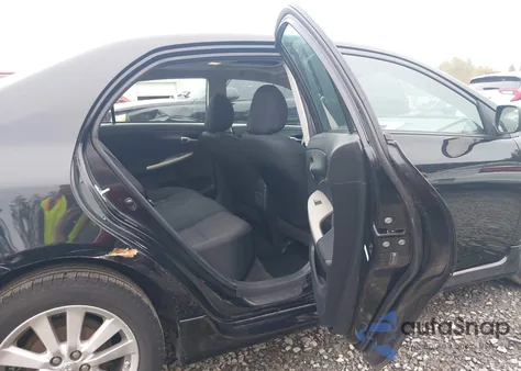 2010 Toyota Corolla S из США, поврежденный, VIN 2T1BU4EE1AC461336